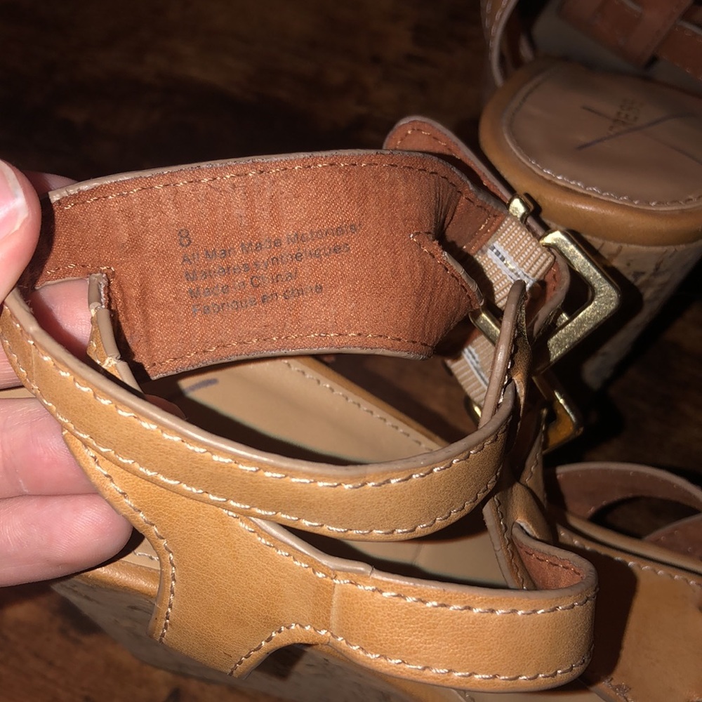 Express Wedges - Picture 7 of 7